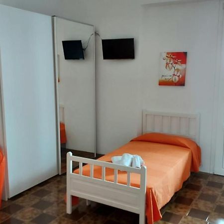 B&B Brezza Marina Torre Pali Bagian luar foto