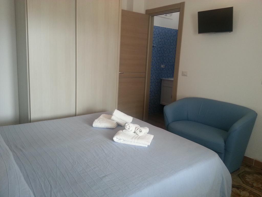 B&B Brezza Marina Torre Pali Bagian luar foto