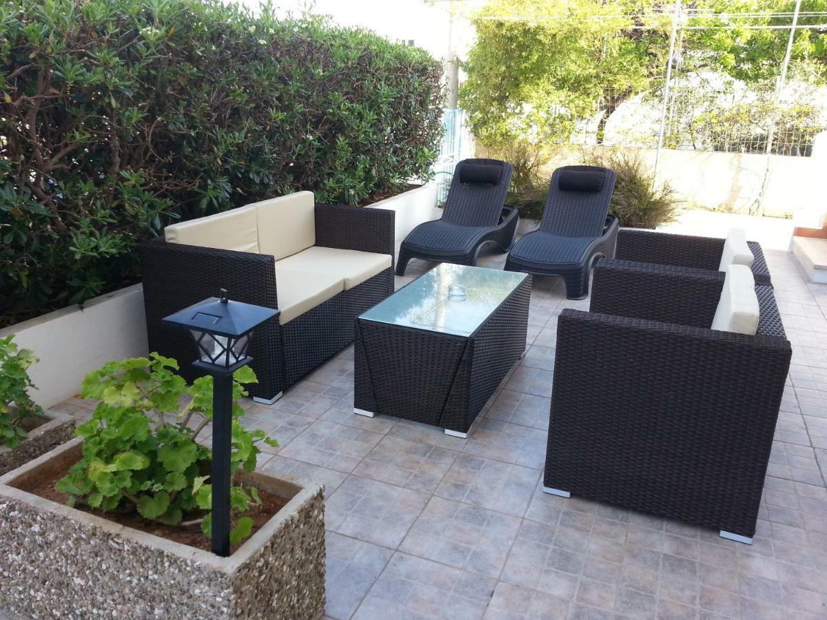 B&B Brezza Marina Torre Pali Bagian luar foto